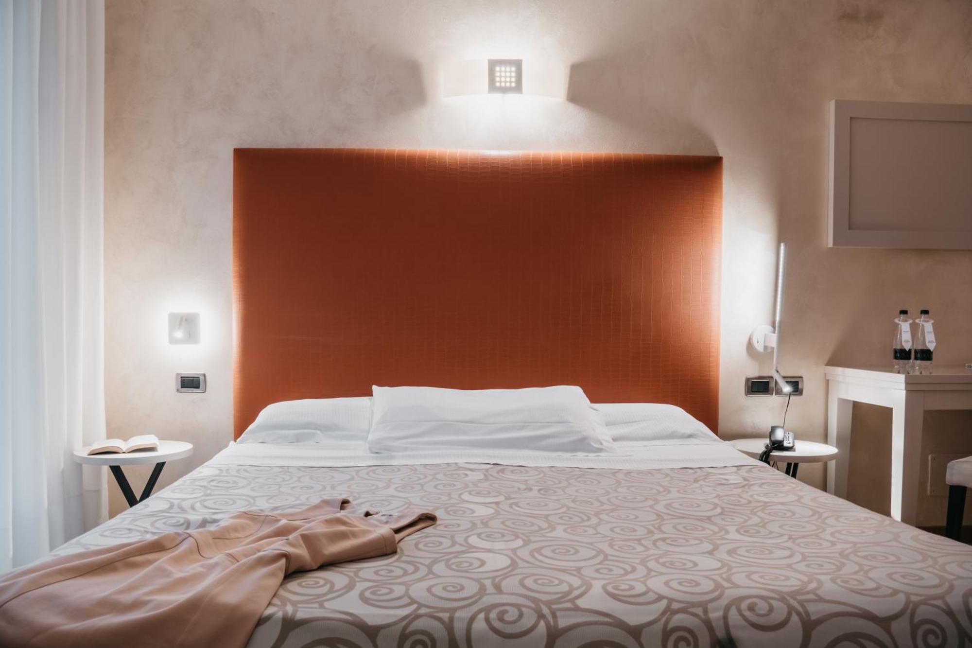 Tropical Hotel 3*