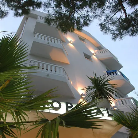Hotel Tropical