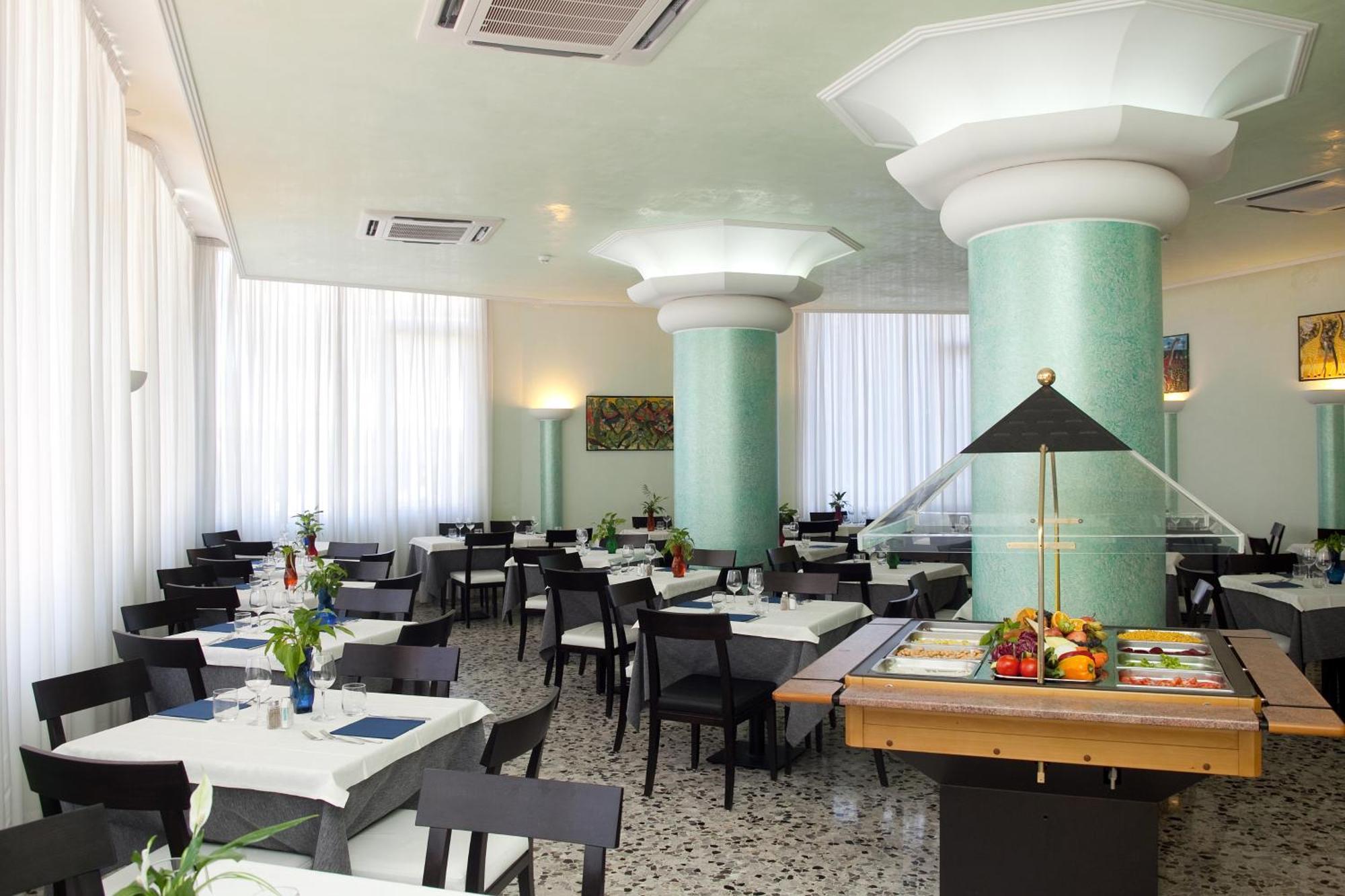 Hotel Tropical 3*