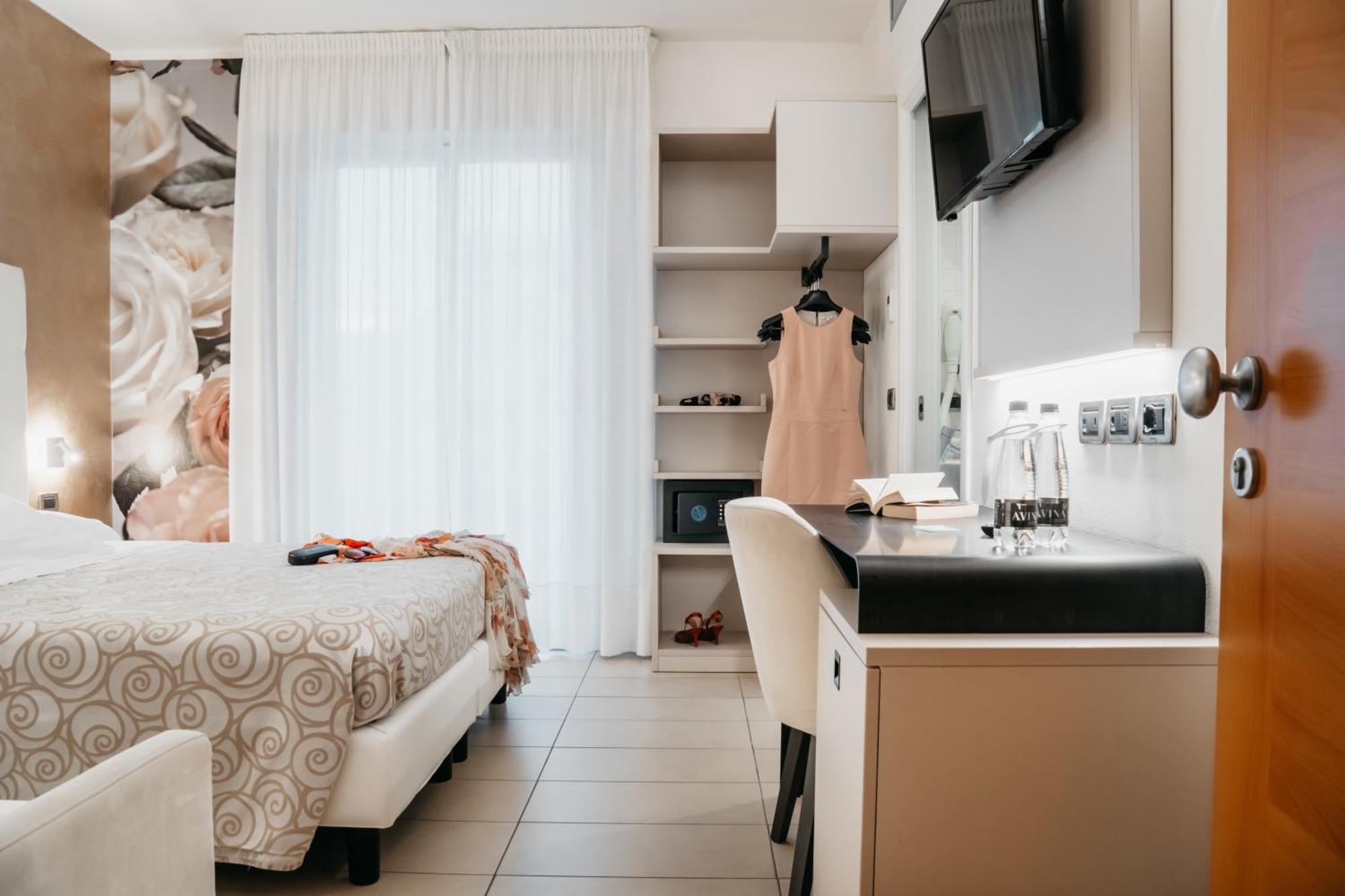 Tropical Hotel 3*