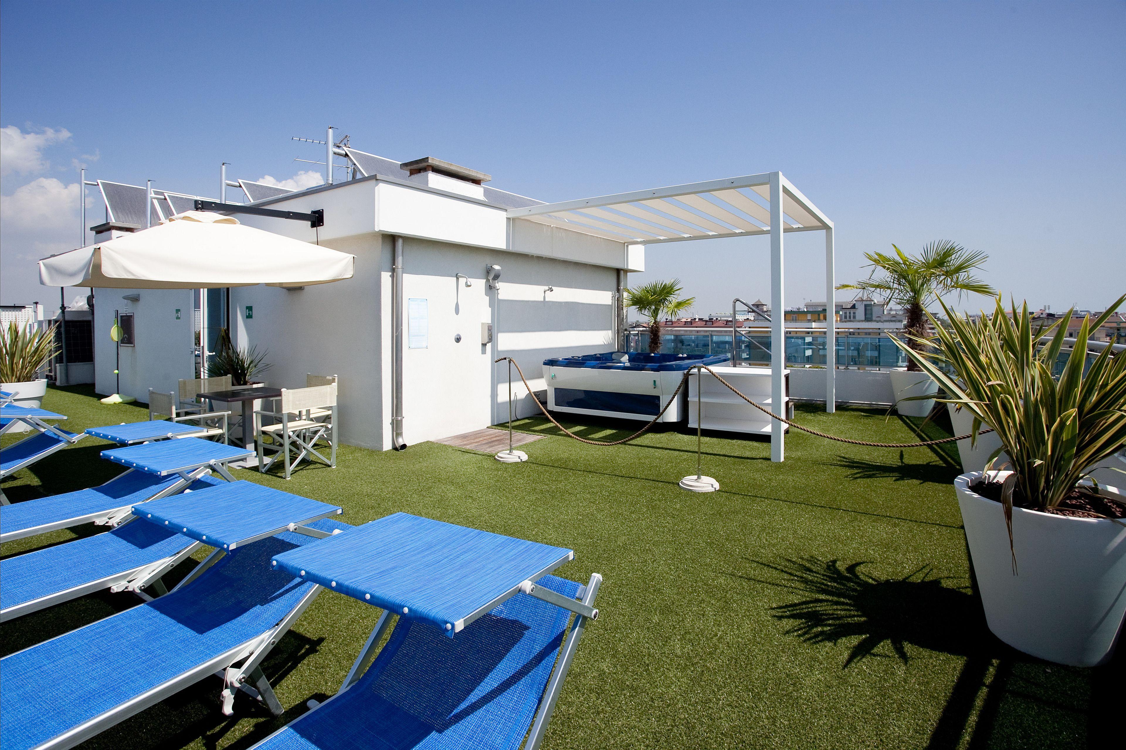 Tropical Hotel 3*
